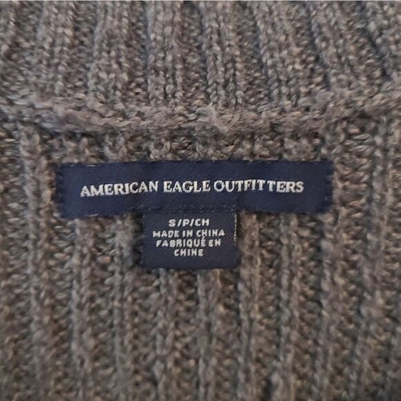 American Eagle Gray Bell Sleeve V-Neck Ribbed Sweater - Picture 6 of 10